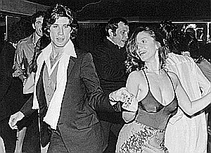John Travolta y Marilu Henner (1978)