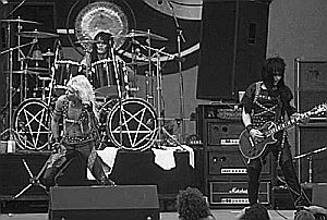 Motley Crue (1983)